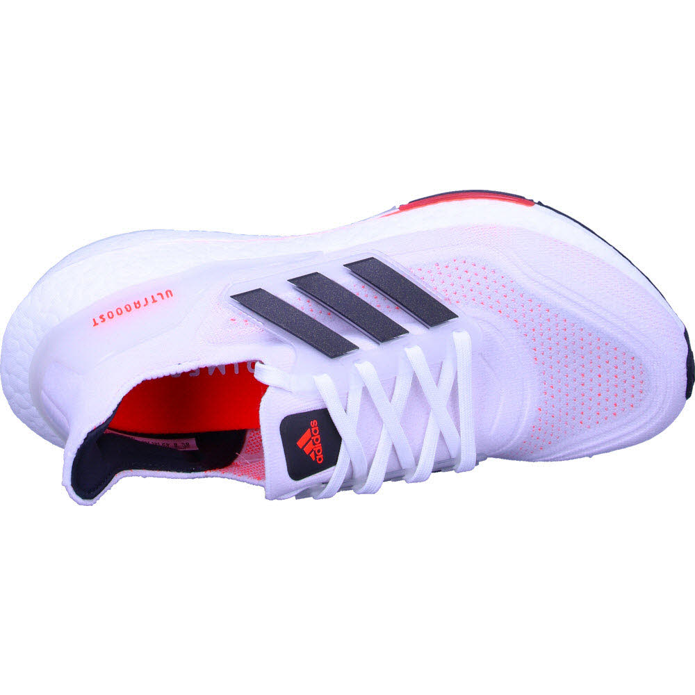 ULTRABOOST 21