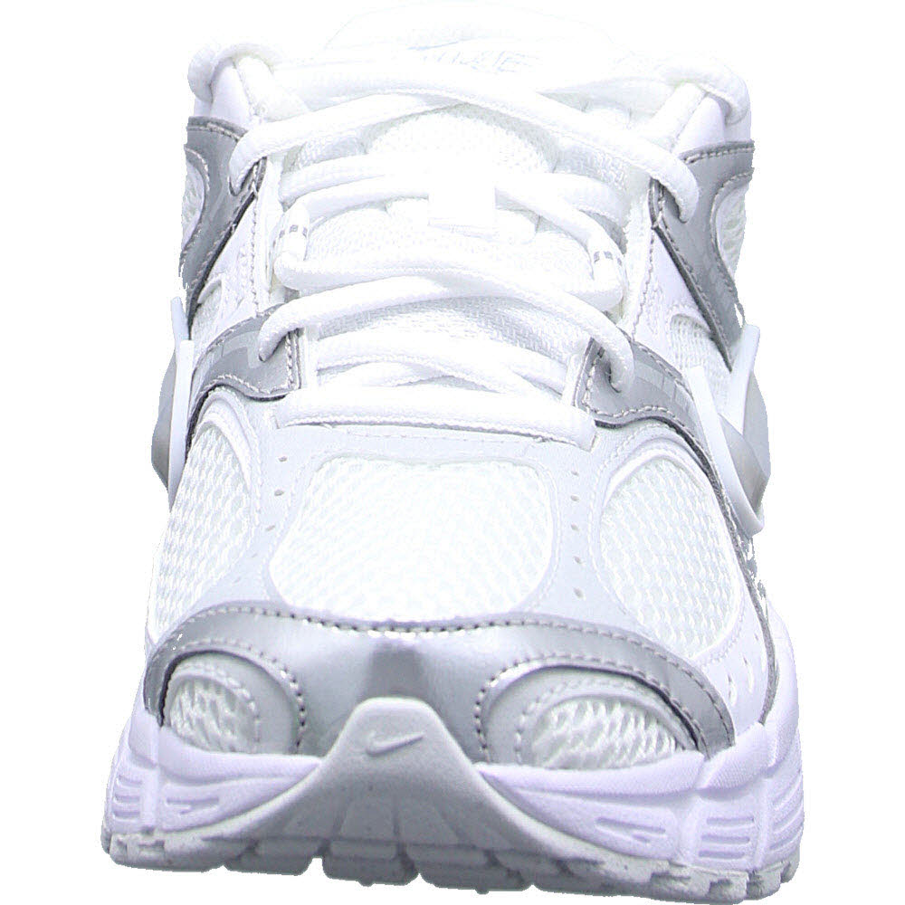 W NIKE V5 RNR