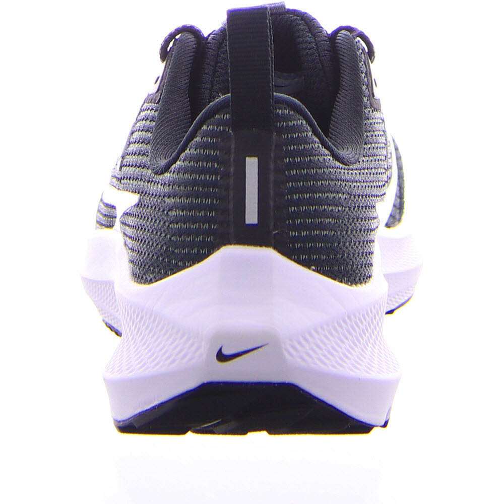 NIKE AIR ZOOM PEGASUS 40