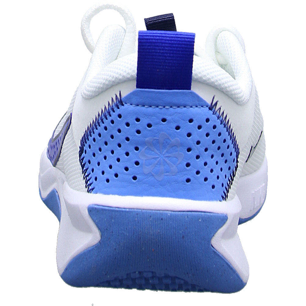 NIKE OMNI MULTI-COURT (GS)
