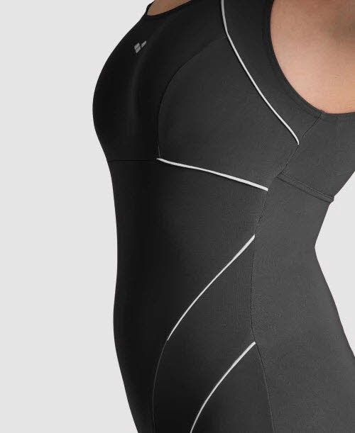 NOS W JEWEL ONE PIECE LOW C CUP R,