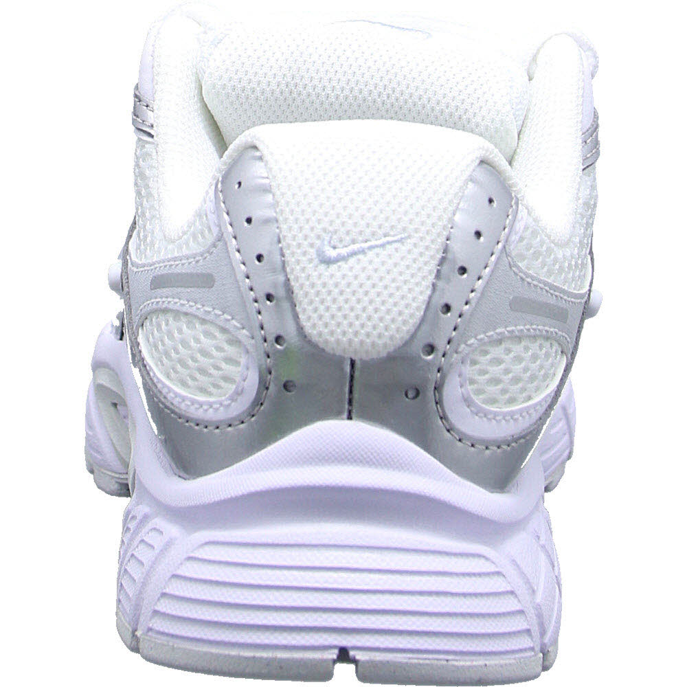 W NIKE V5 RNR