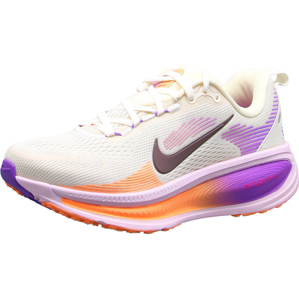 W NIKE VOMERO 18