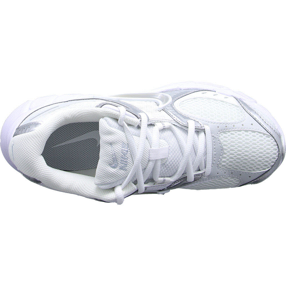 W NIKE V5 RNR