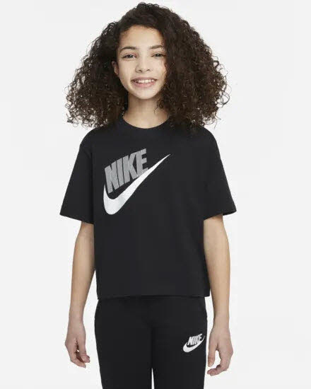 G NSW TEE ESSNTL BOXY TEE DNC