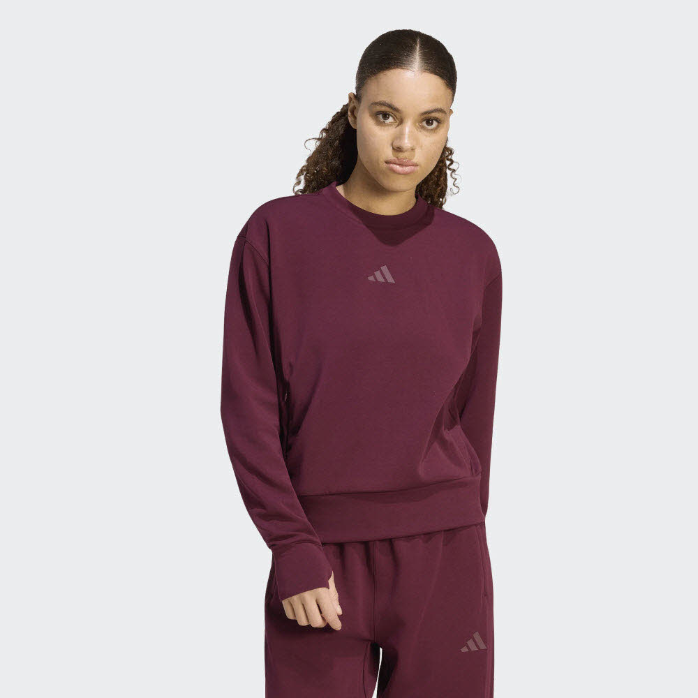 D4T KNIT CREW