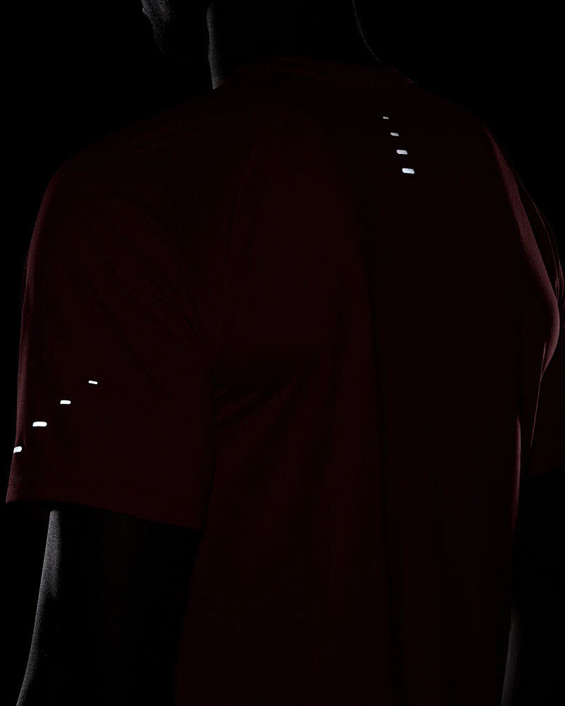 M NK DFADV STRIDE SS TOP