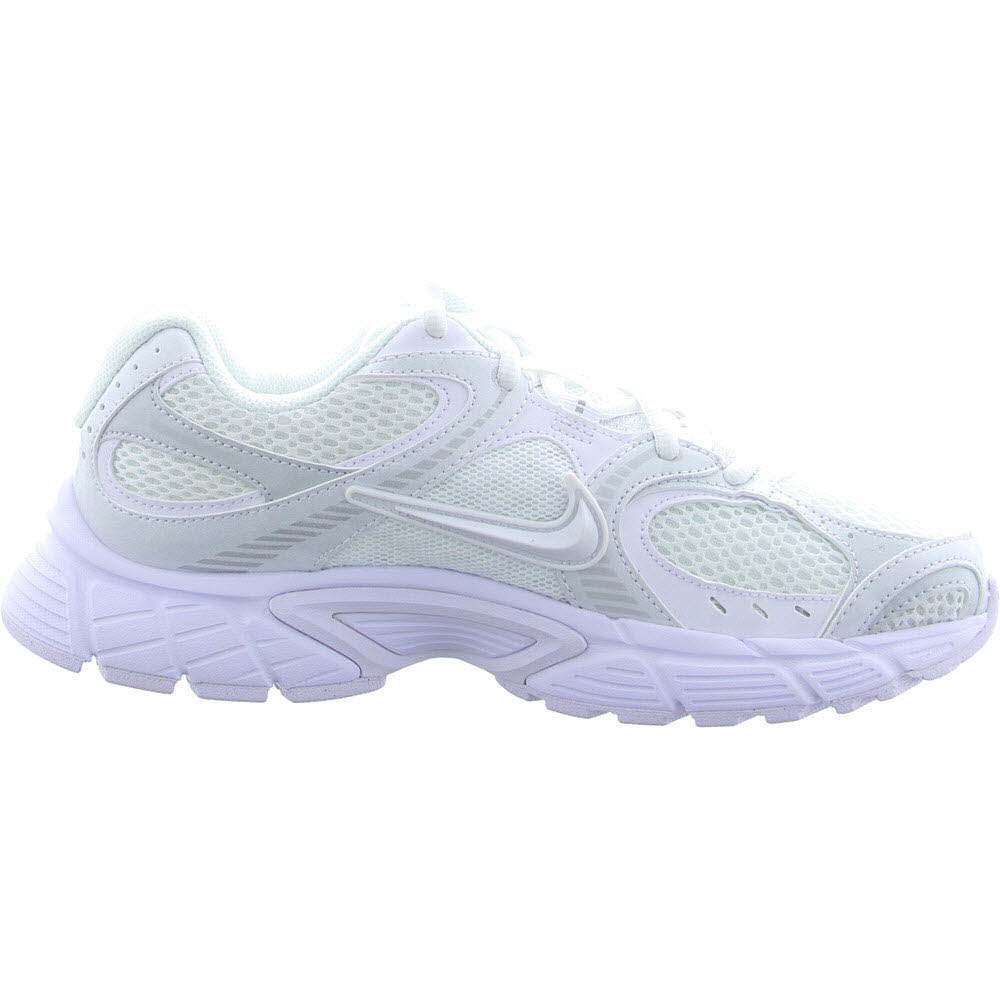 W NIKE V5 RNR