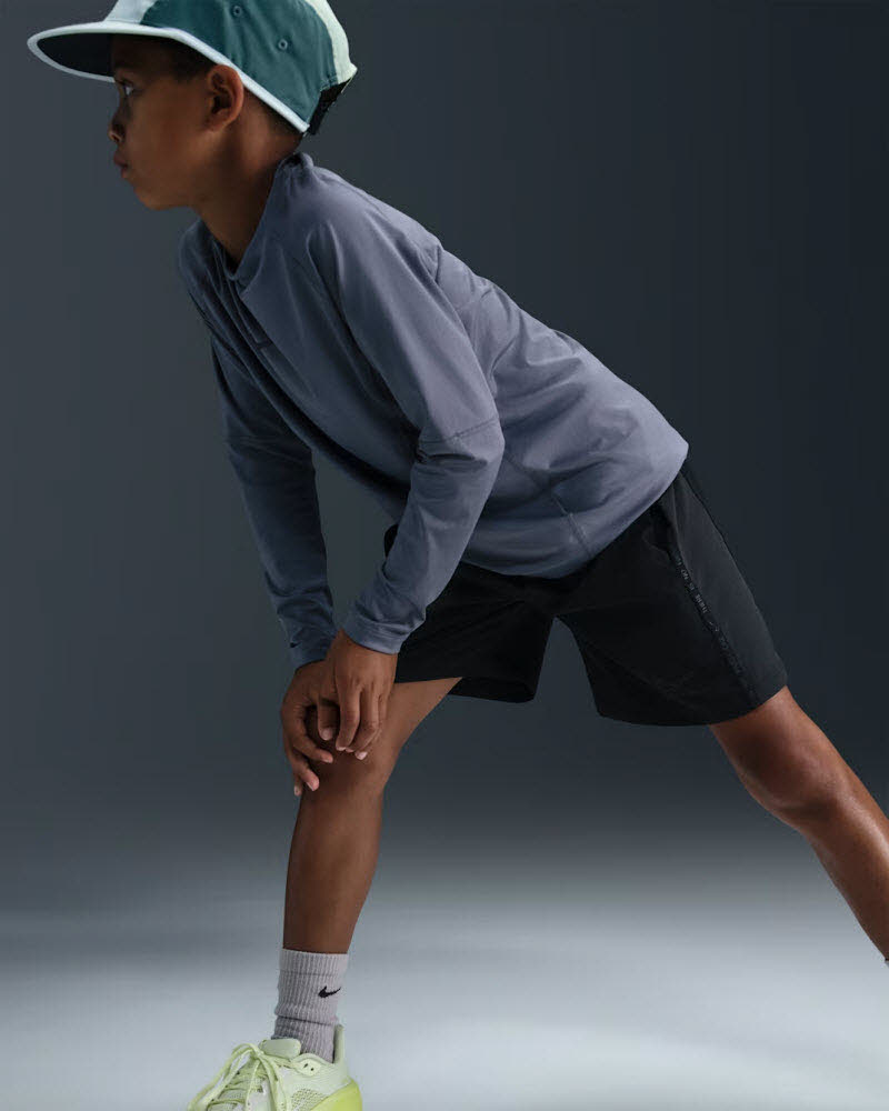 B NK DF MULTI SHORT WVN LOVE (