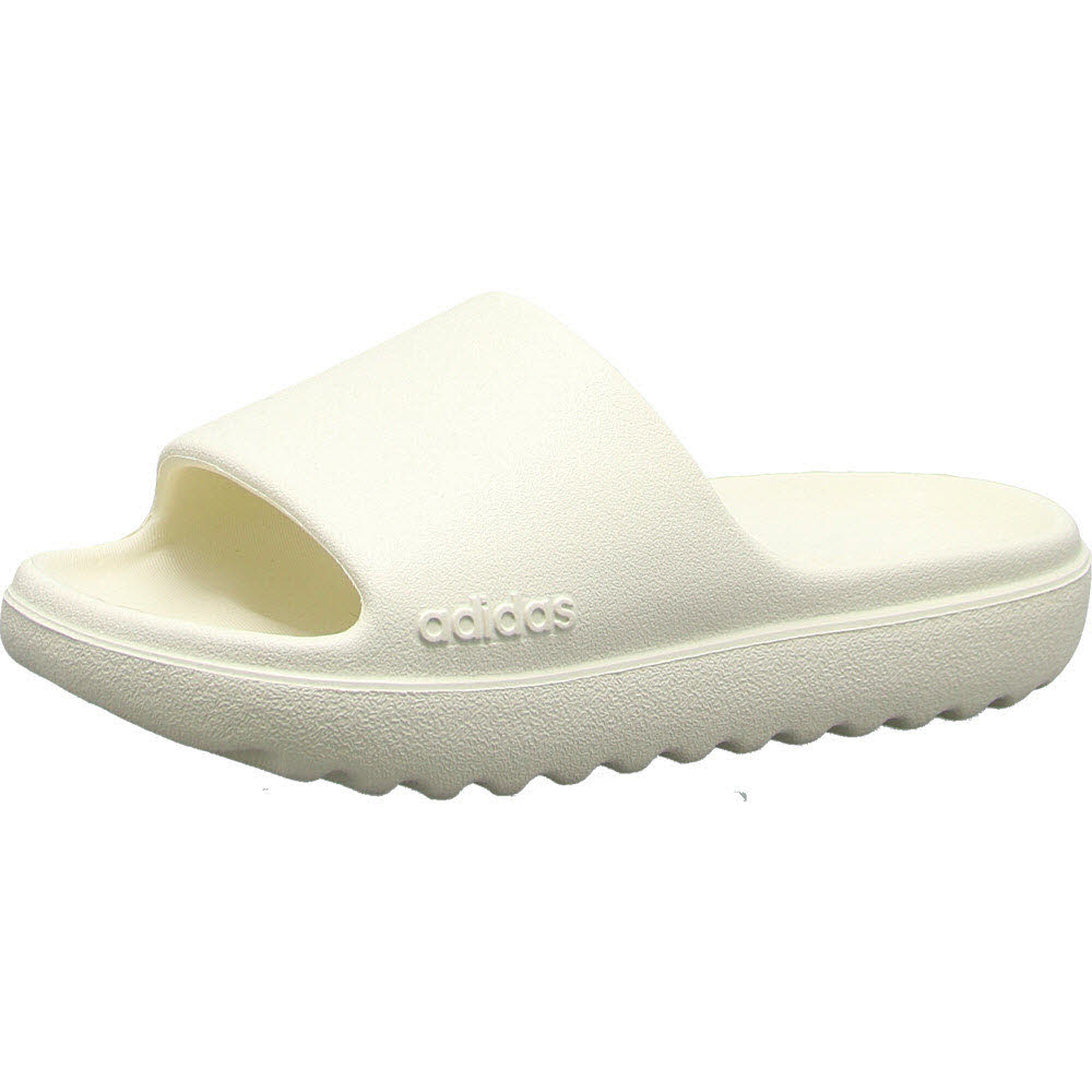 ADILETTE LUMIA
