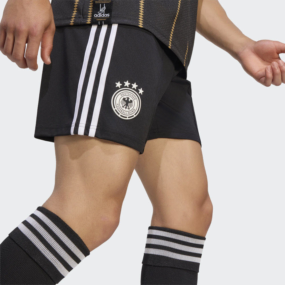DFB 3RD SHO