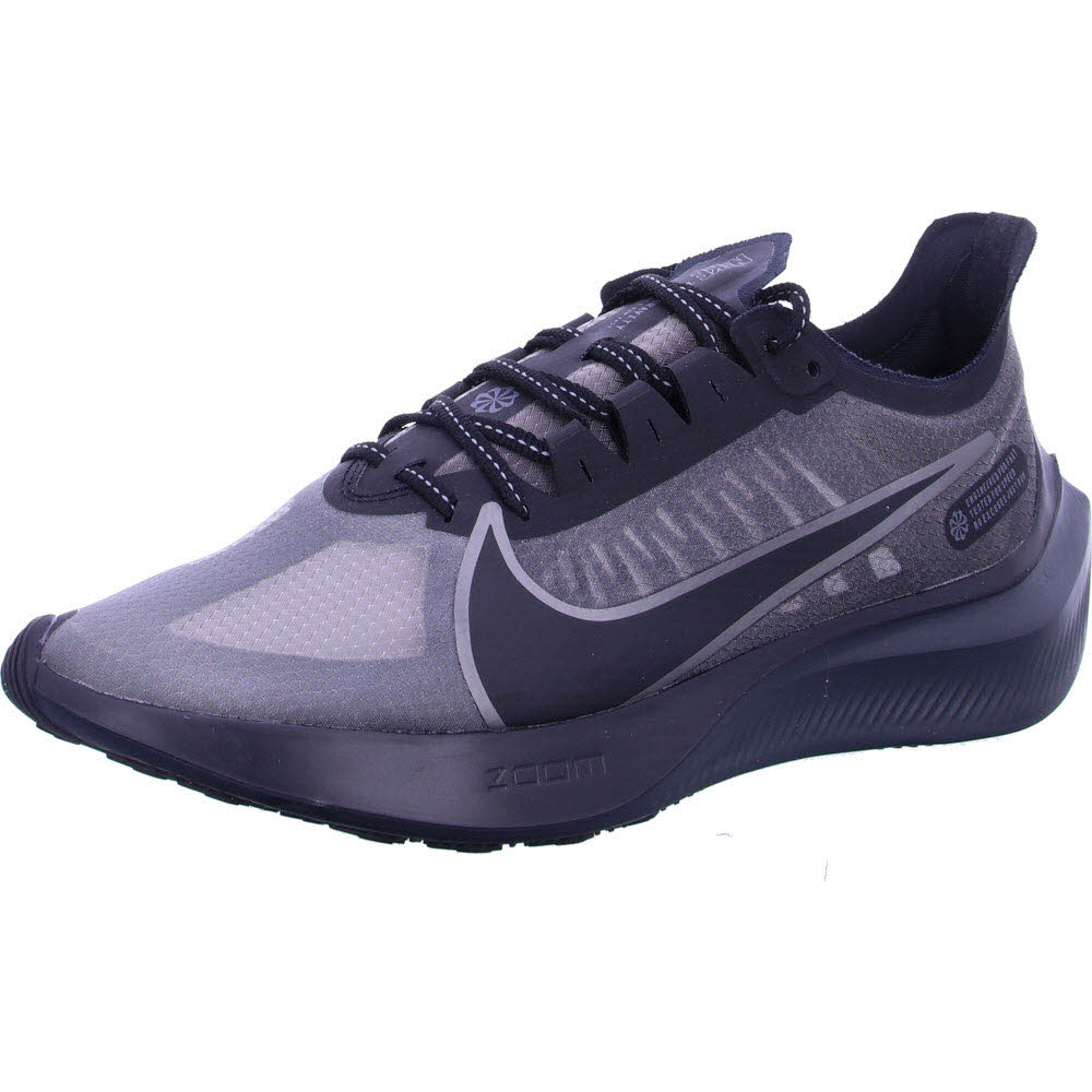 NIKE ZOOM GRAVITY