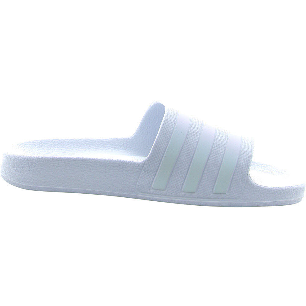 ADILETTE AQUA