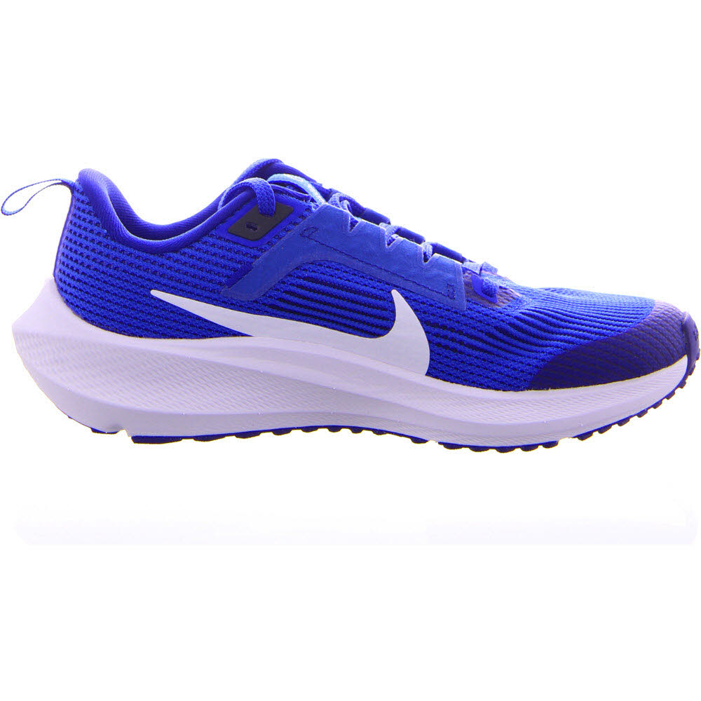 NIKE AIR ZOOM PEGASUS 40