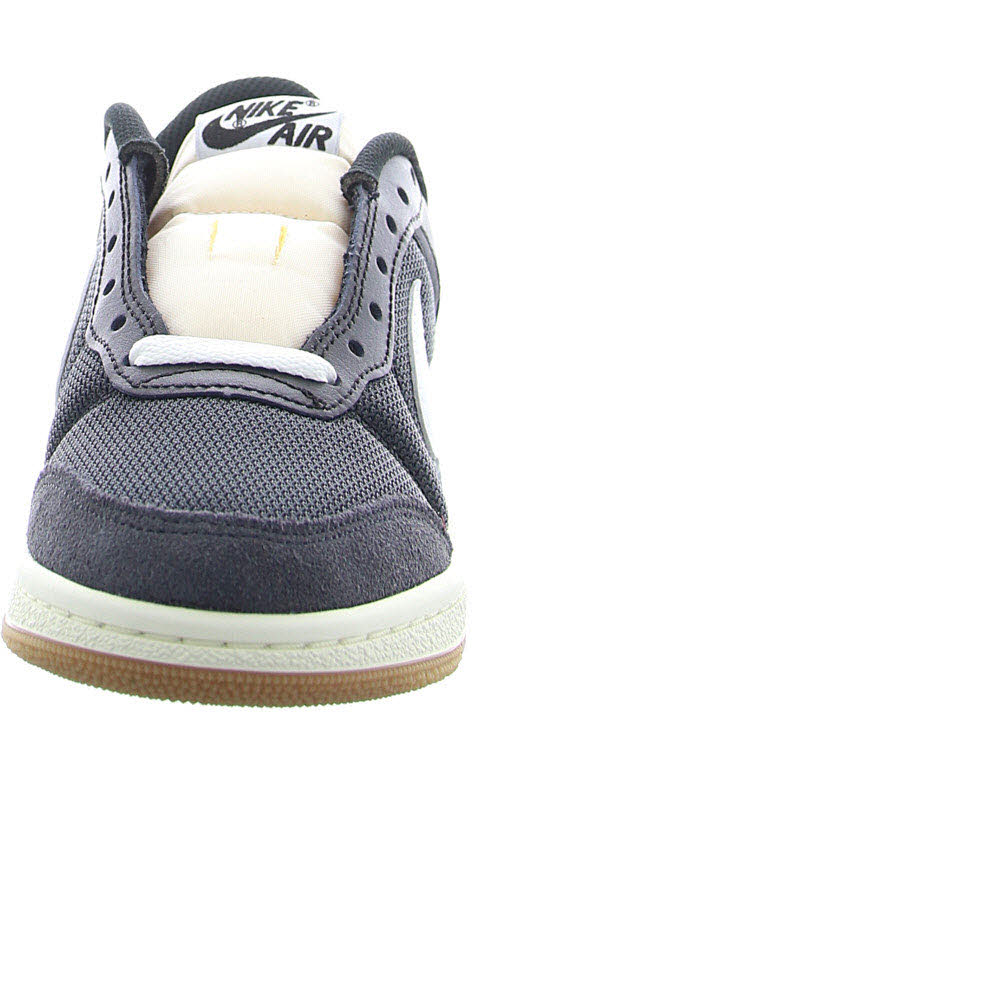 WMNS AIR JORDAN SKYLINE LOW