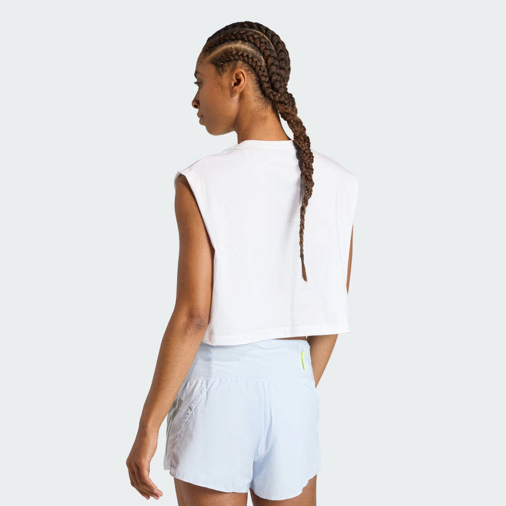 Run Ess Crop W
