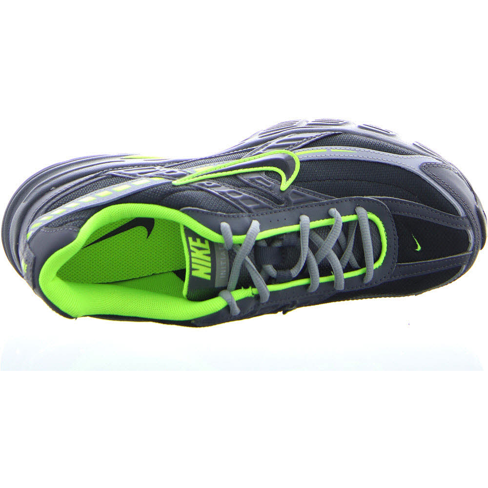 NIKE INITIATOR