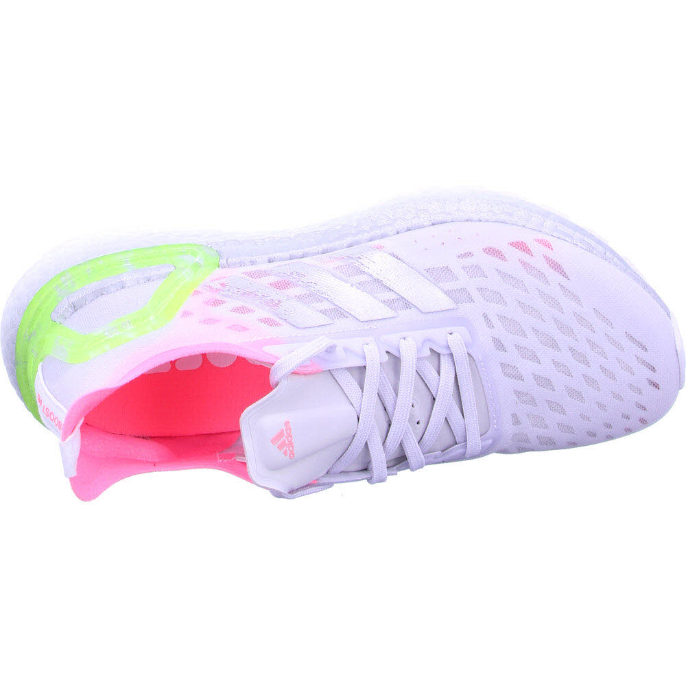 ULTRABOOST PB W