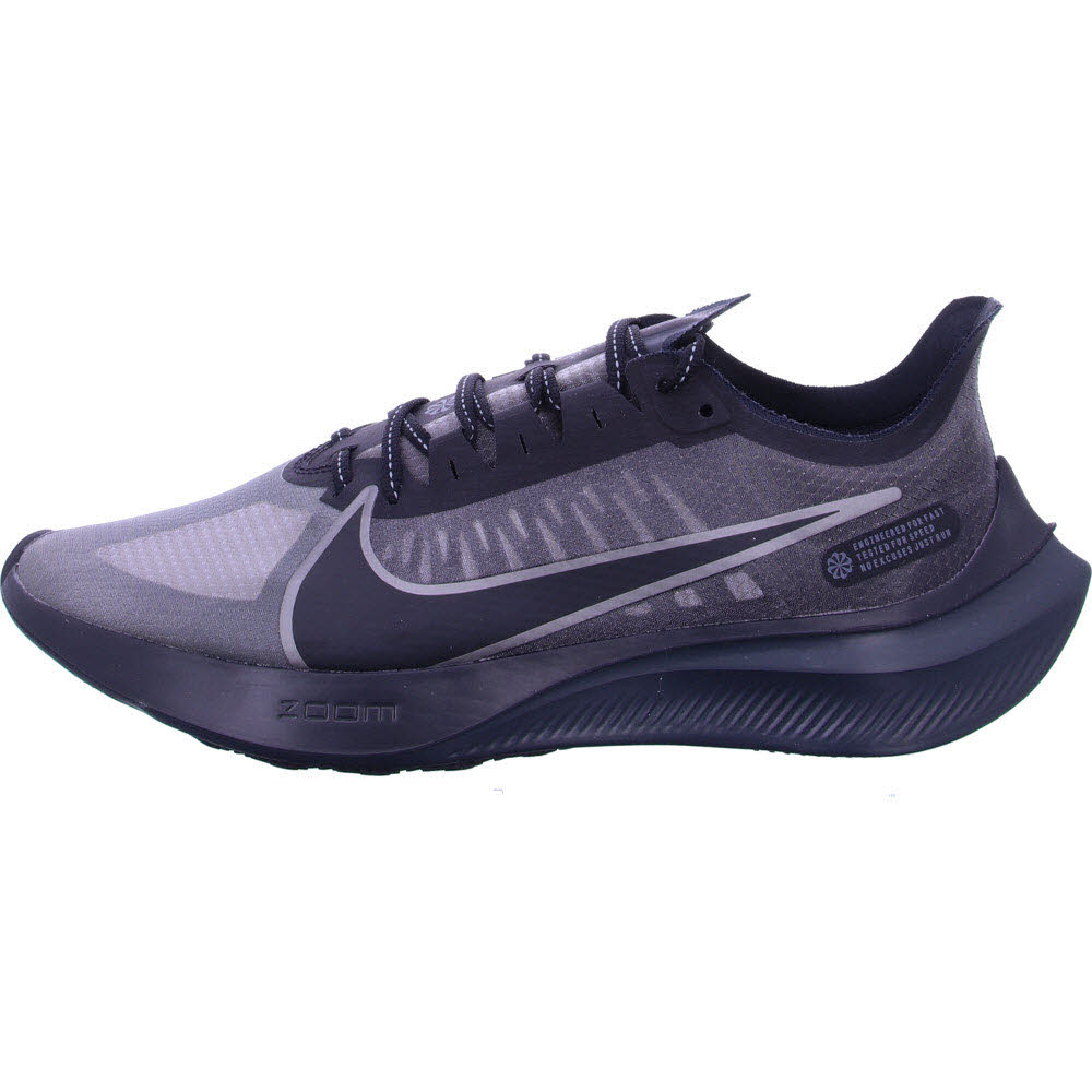 NIKE ZOOM GRAVITY