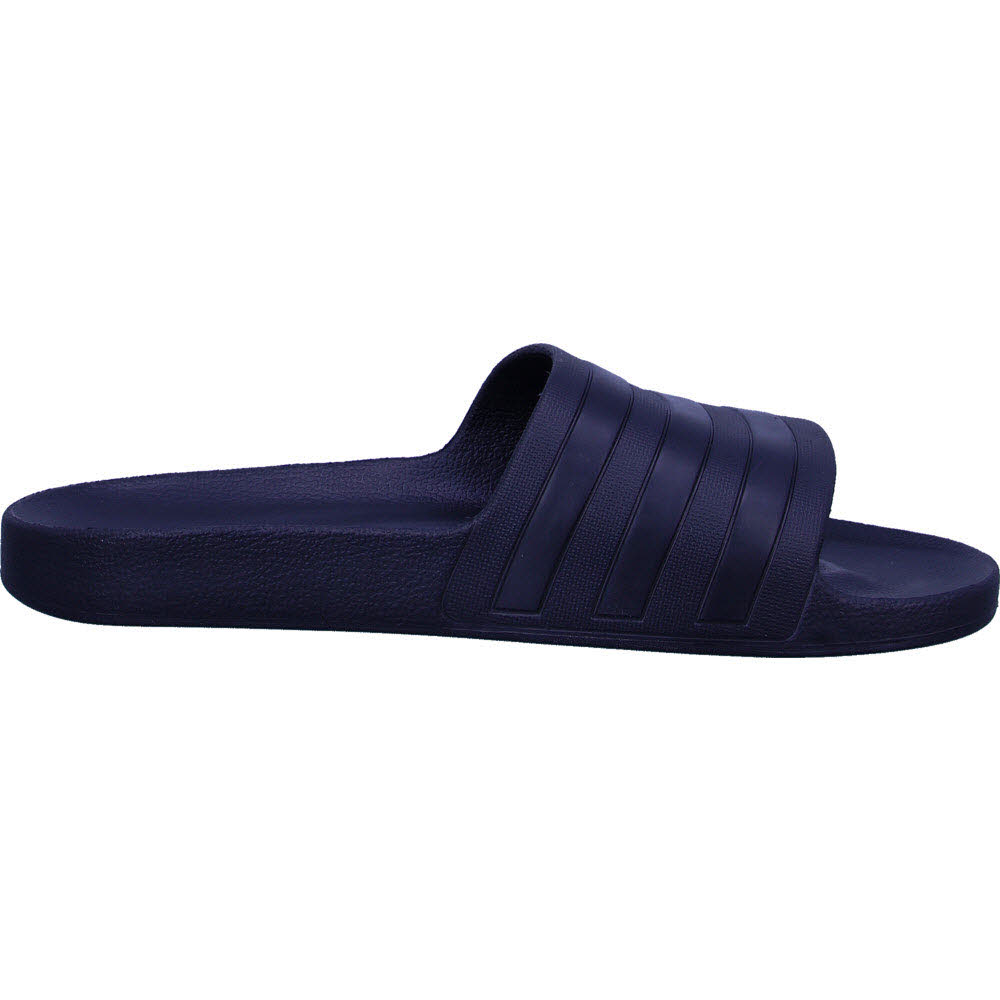 ADILETTE AQUA