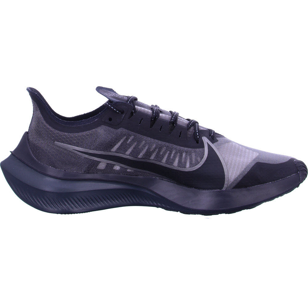 NIKE ZOOM GRAVITY