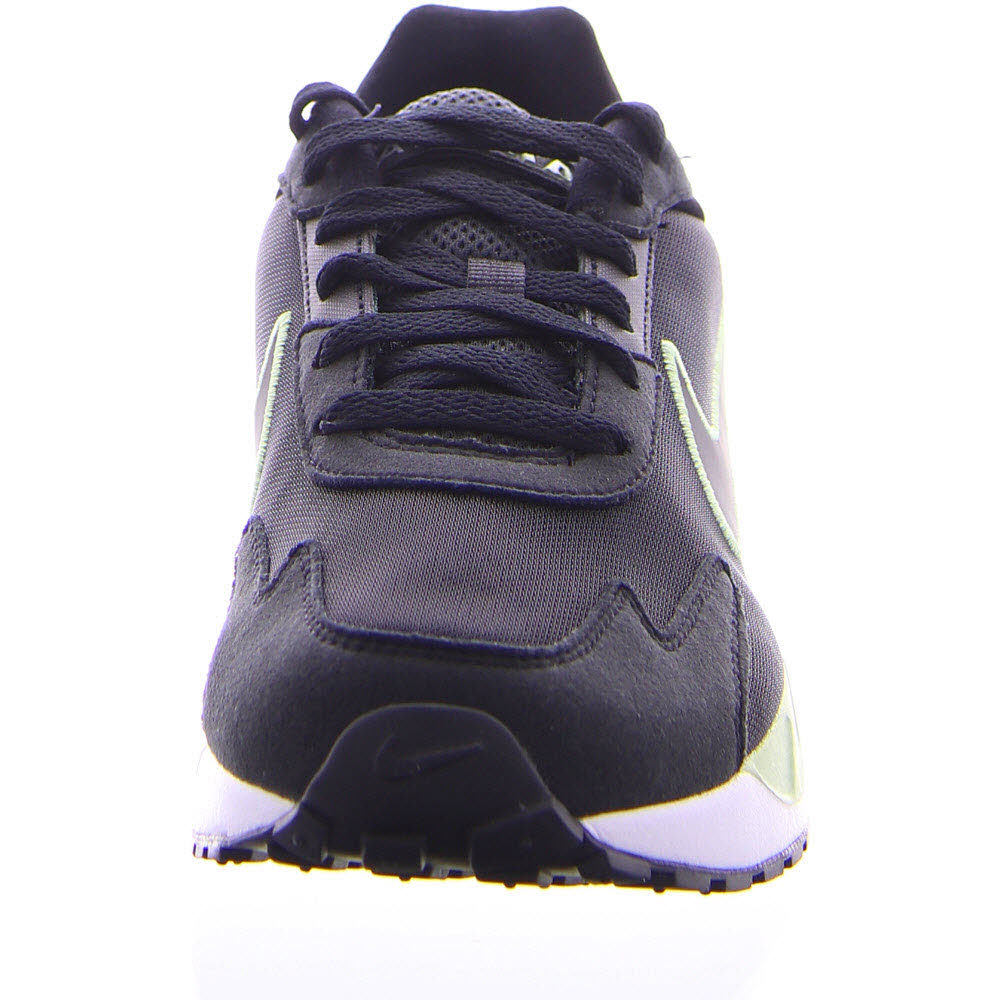 NIKE AIR MAX SOLO