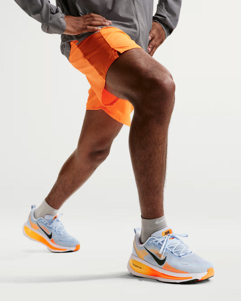 NIKE VOMERO 18