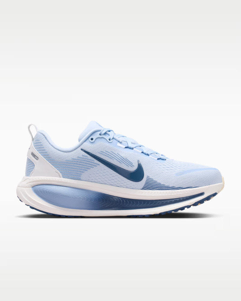 W NIKE VOMERO 18