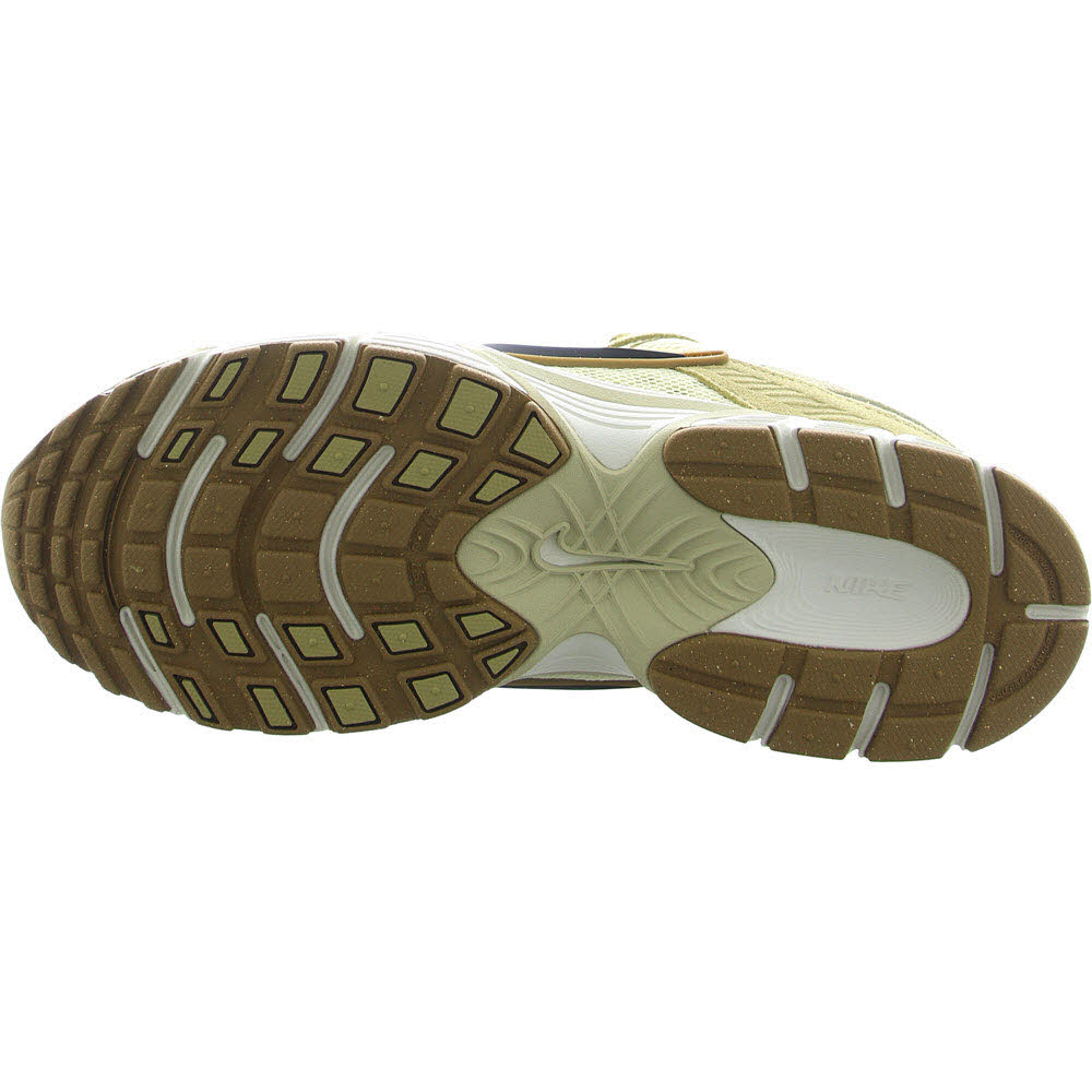 NIKE V5 RNR SUEDE 2