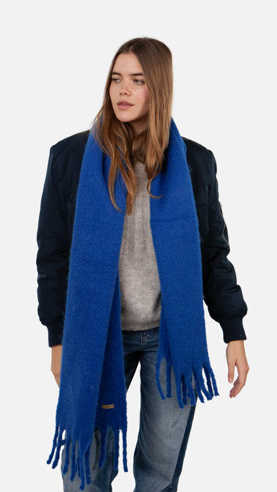 Fyone Scarf