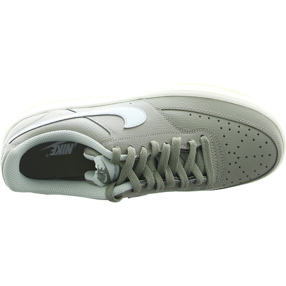 Nike Court Vision Low Shoes