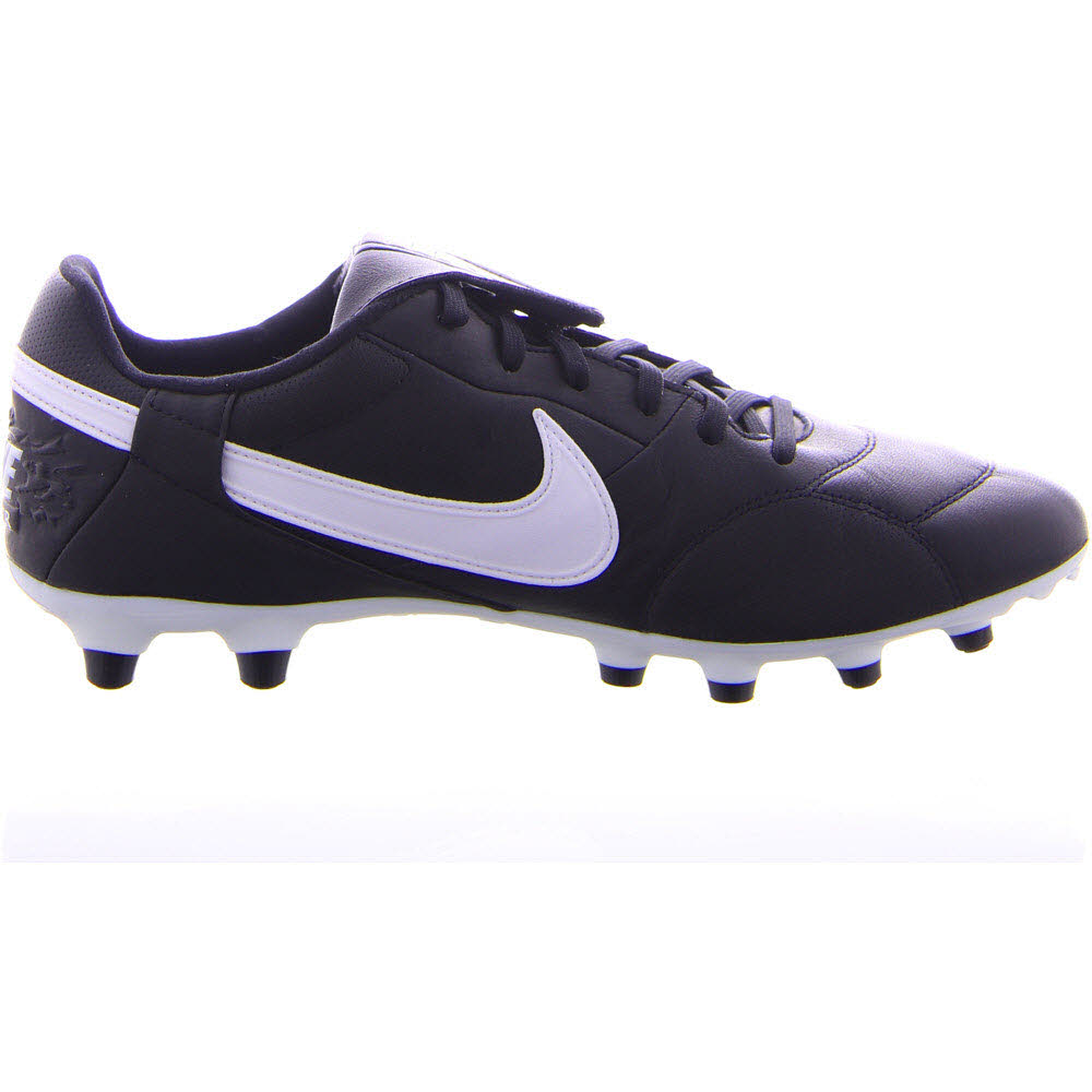 THE NIKE PREMIER III FG