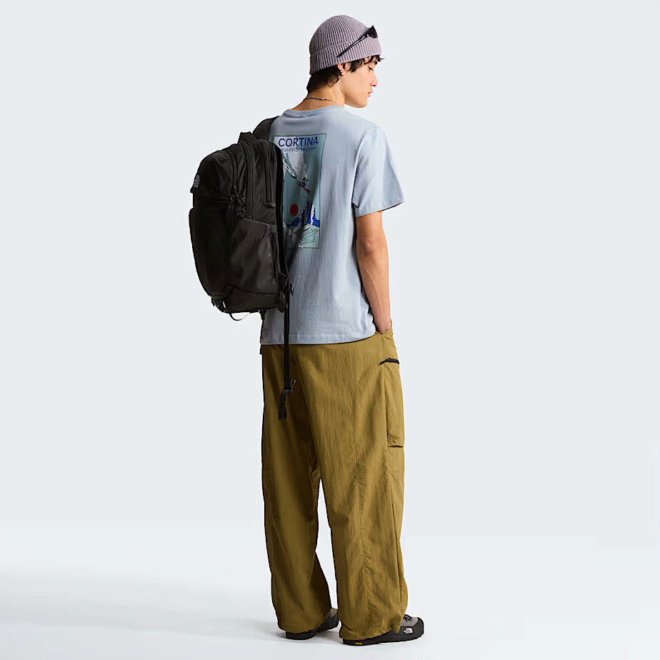 M MOUNTAIN CELEBRATION REGULAR SHORT SLE