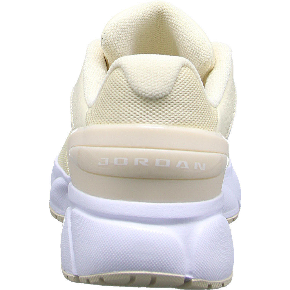 WMNS JORDAN TRUNNER FLOW