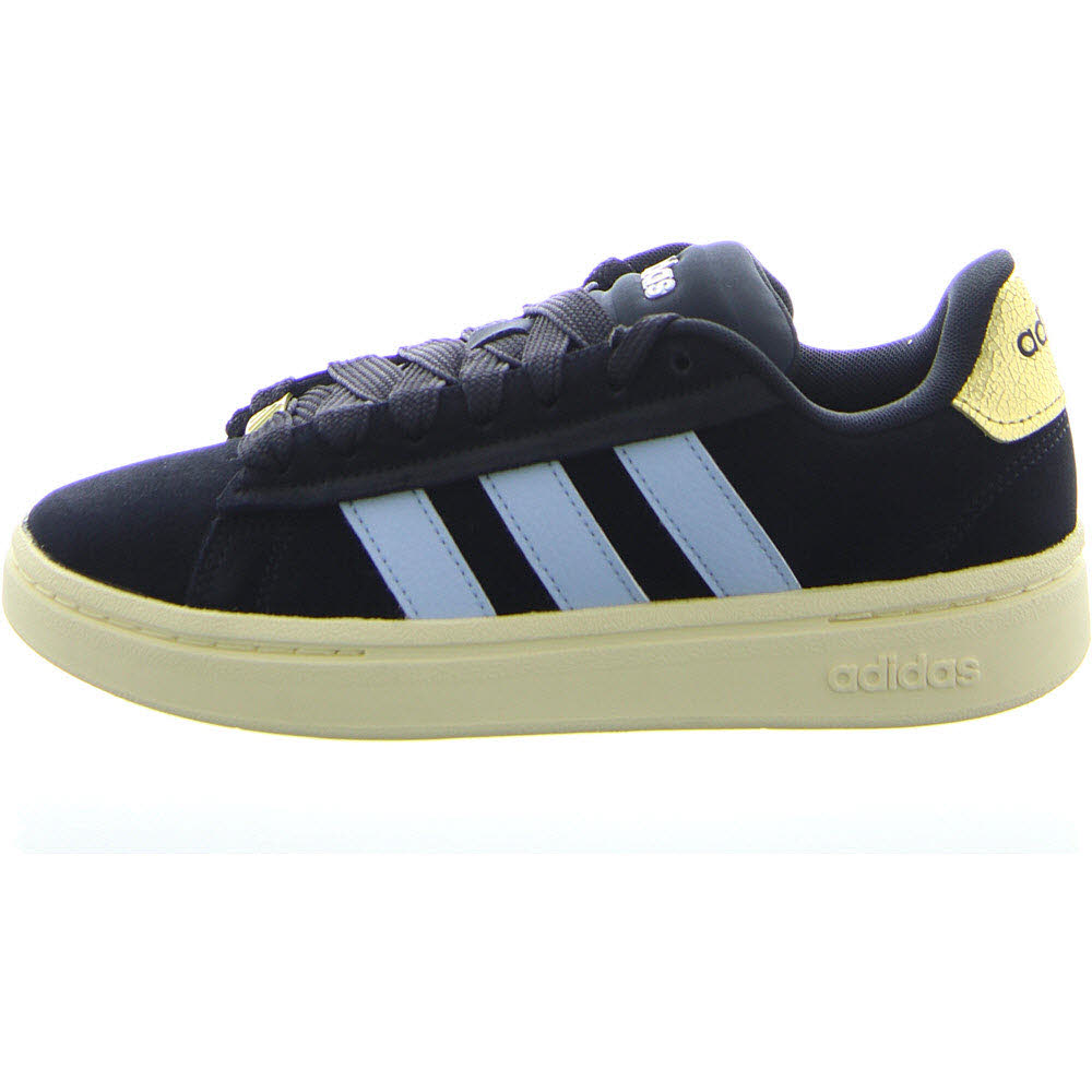 GRAND COURT ALPHA 00s