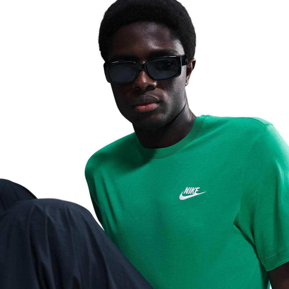 Nike Sportswear Club Men"s T-S