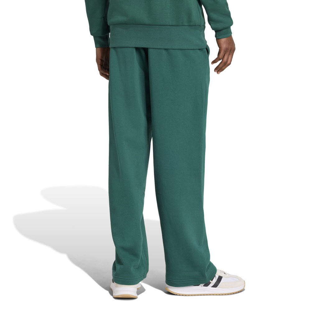 M COLLEGIATE PT