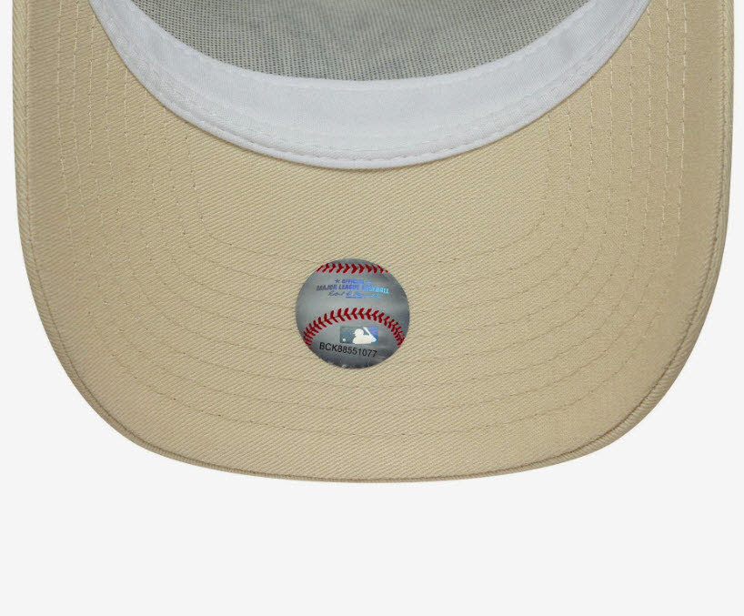 Outline EF Trucker NYYAN