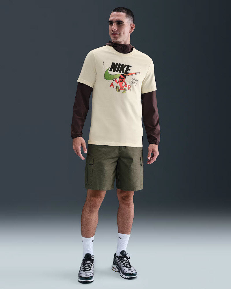 U NSW TEE OC MED GFX SEGB