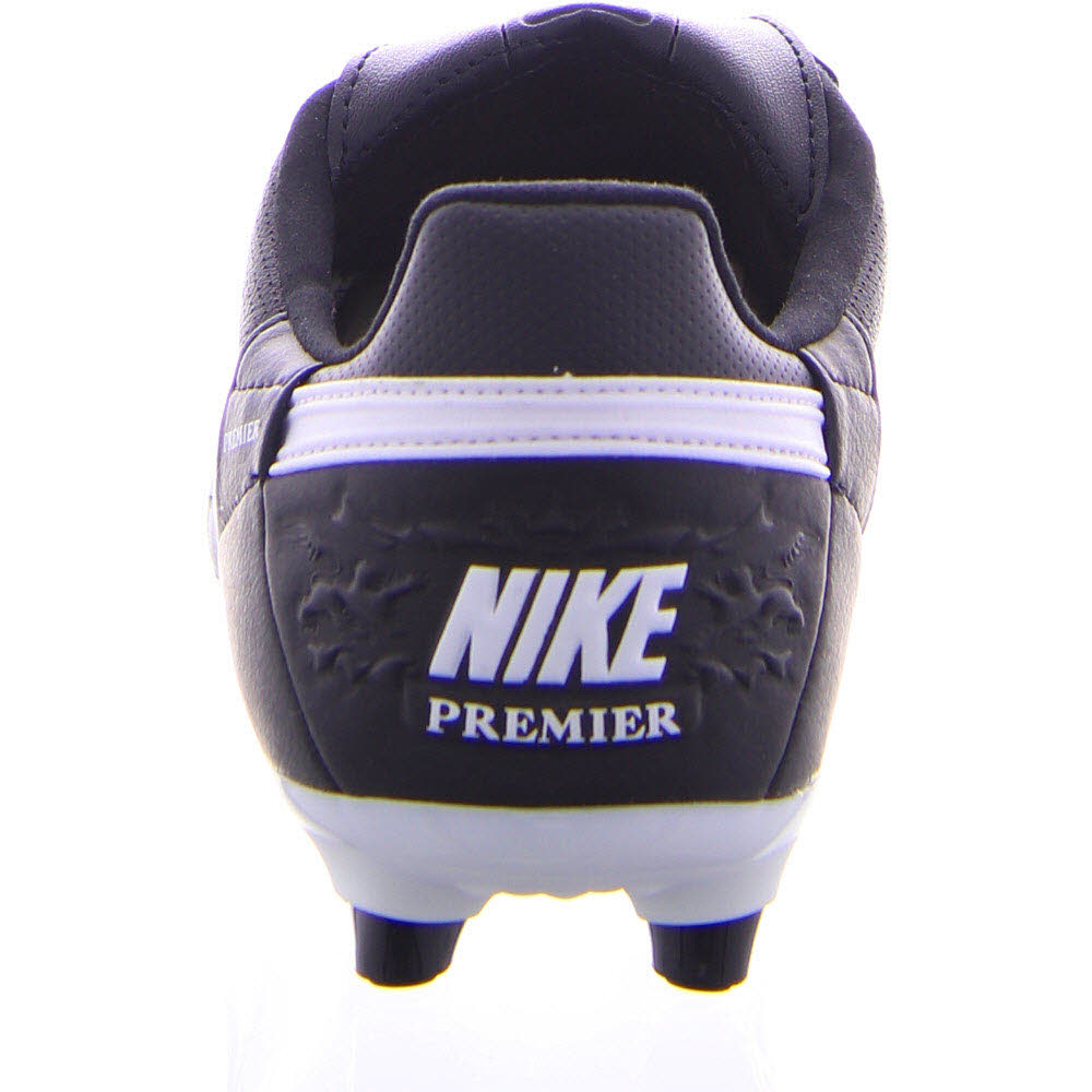 THE NIKE PREMIER III FG