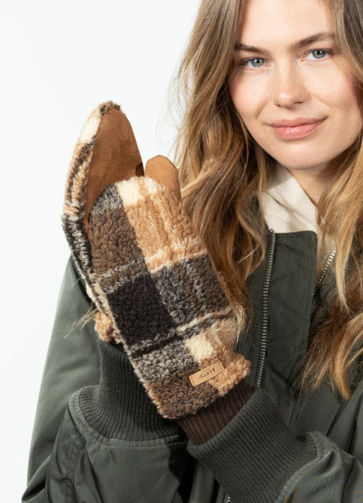 Teddy Mitts