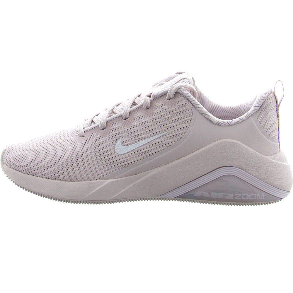 W NIKE AIR ZOOM BELLA 7