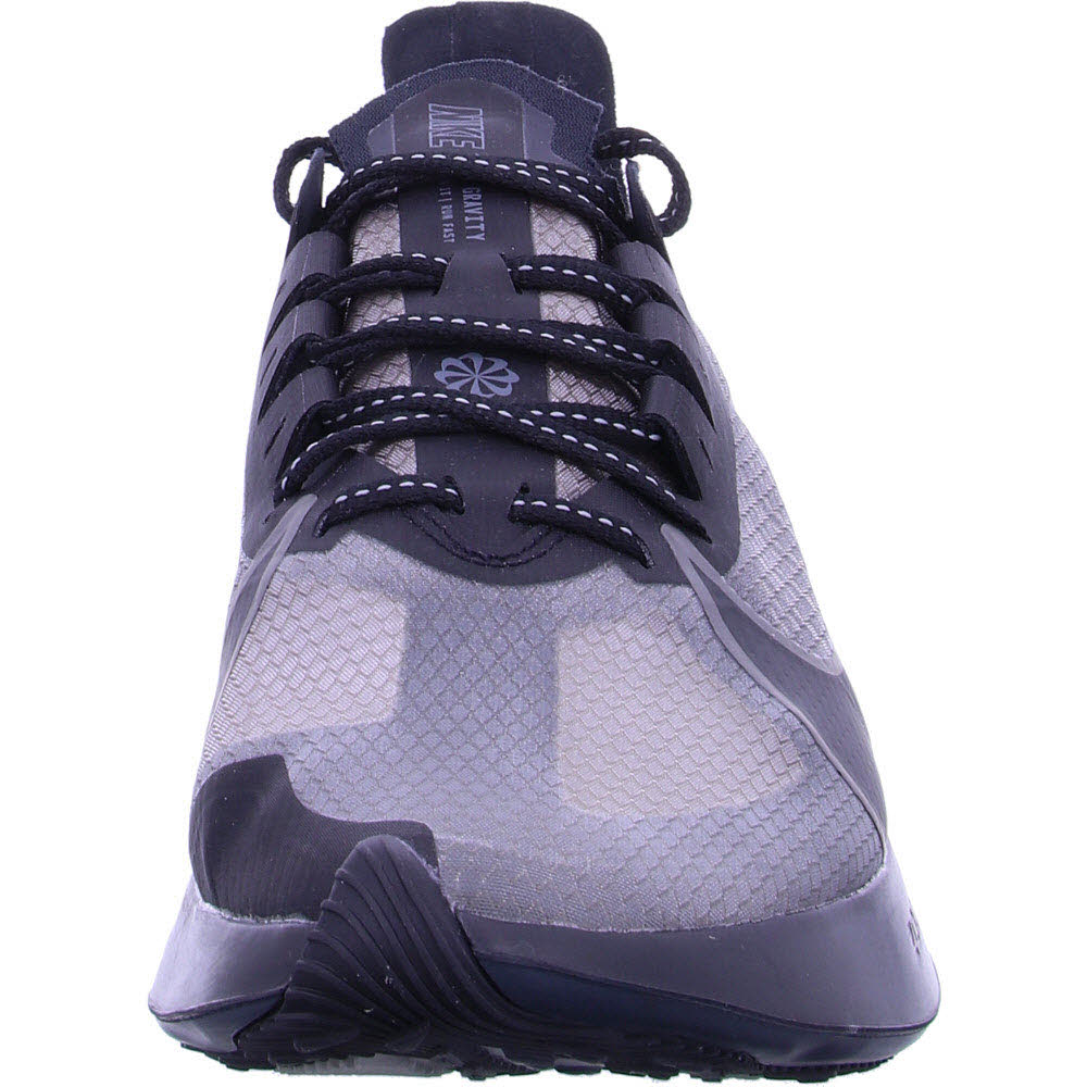 NIKE ZOOM GRAVITY