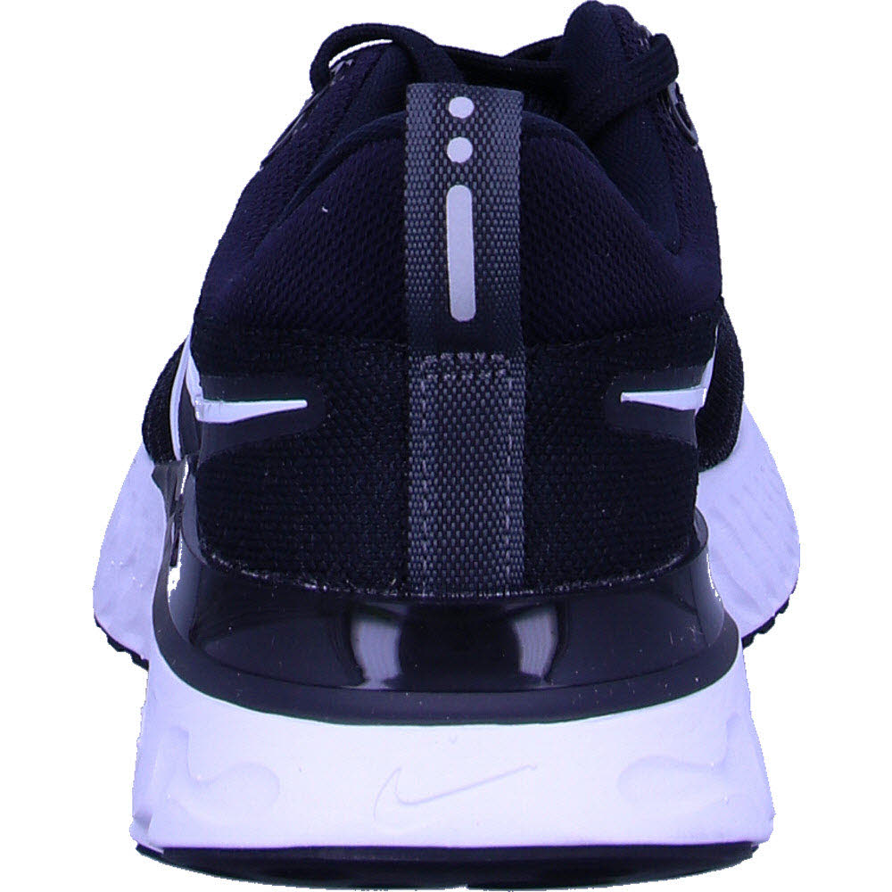REACT INFINITY RUN FK 2