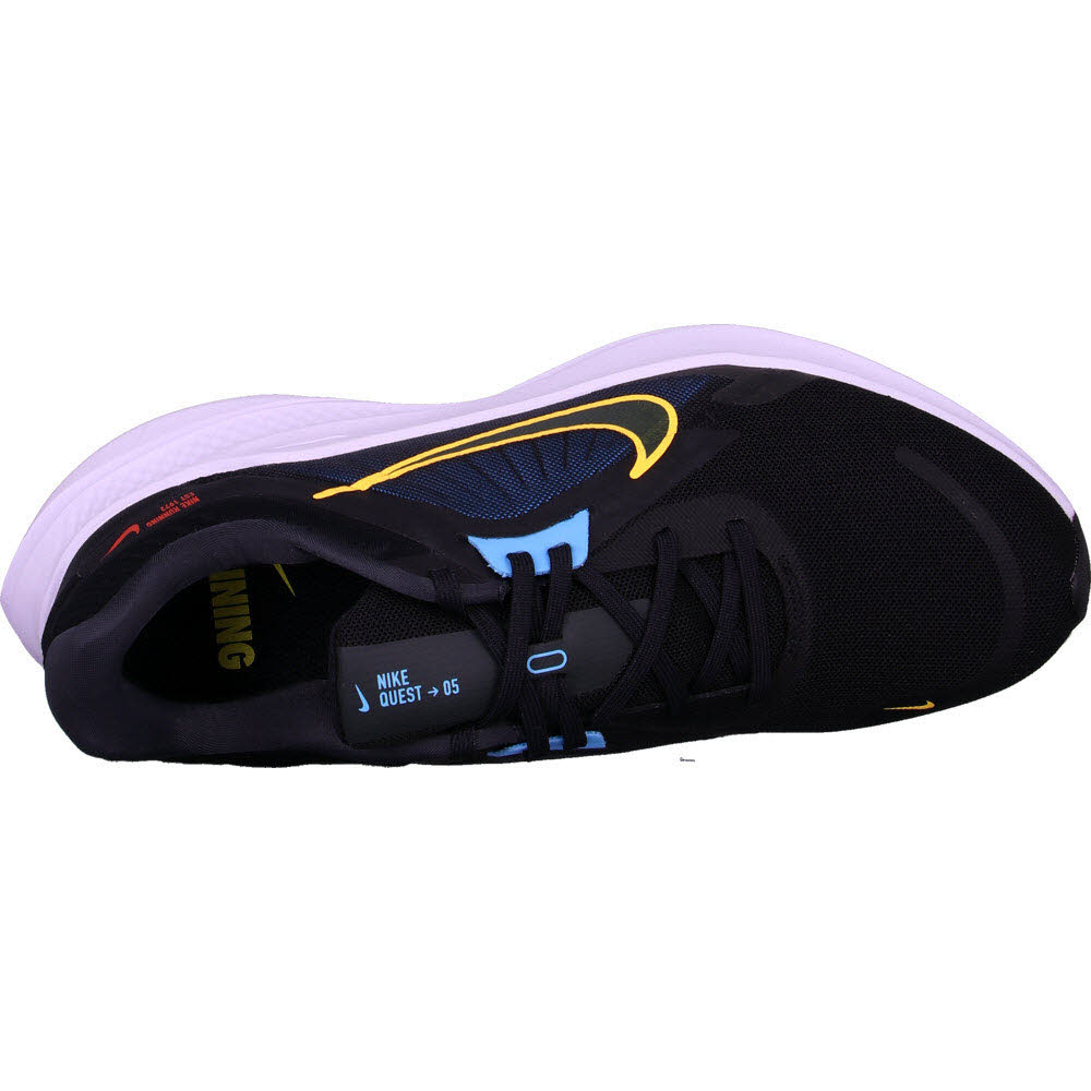NIKE QUEST 5