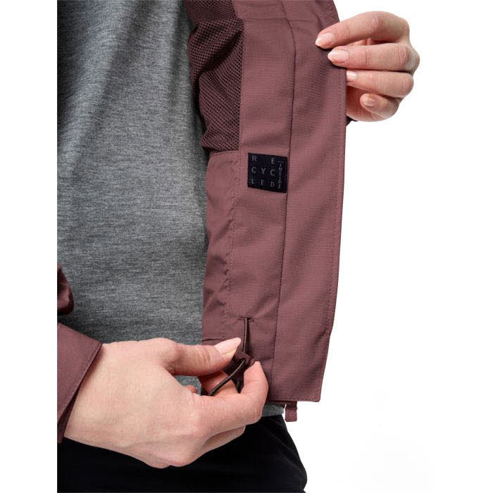Wo Escape Light Jacket