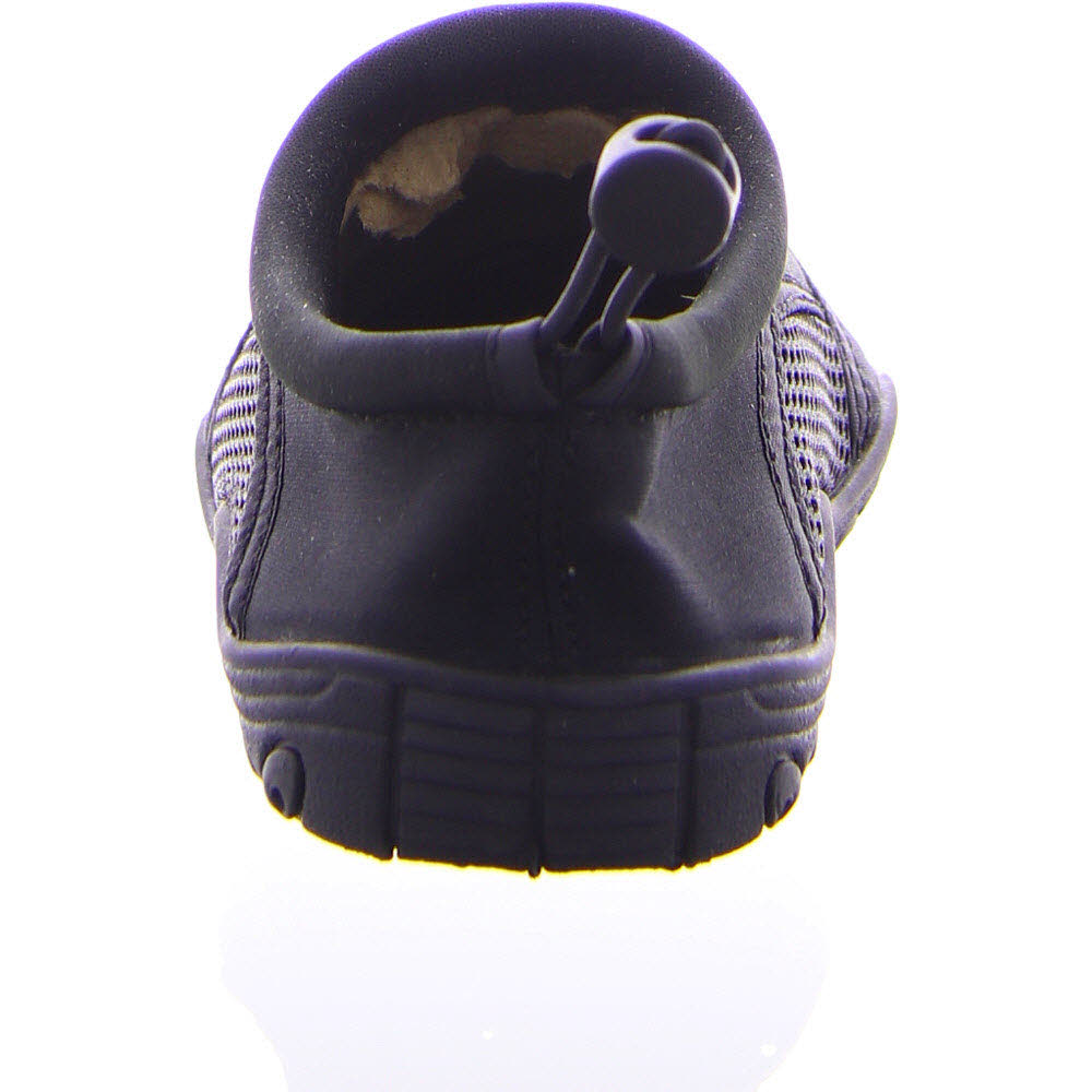 Surf- und Badeschuhe