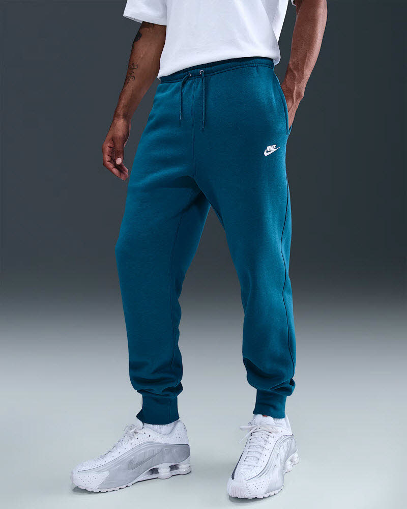 Nike Club Men"s Joggers
