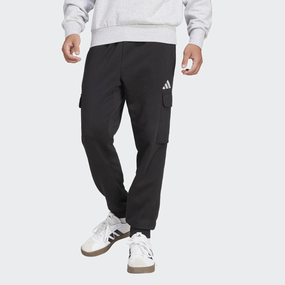 M FELCZY C PANT