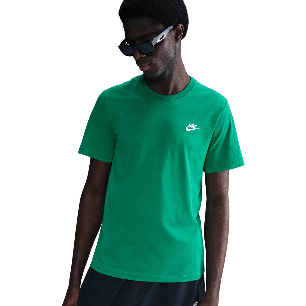 Nike Sportswear Club Men"s T-S